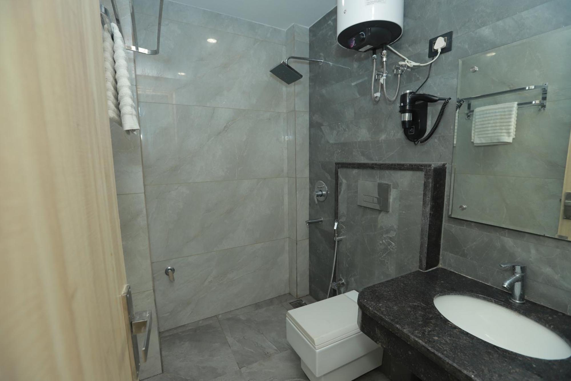 Zed Hotel - Delhi International Airport New Delhi Extérieur photo