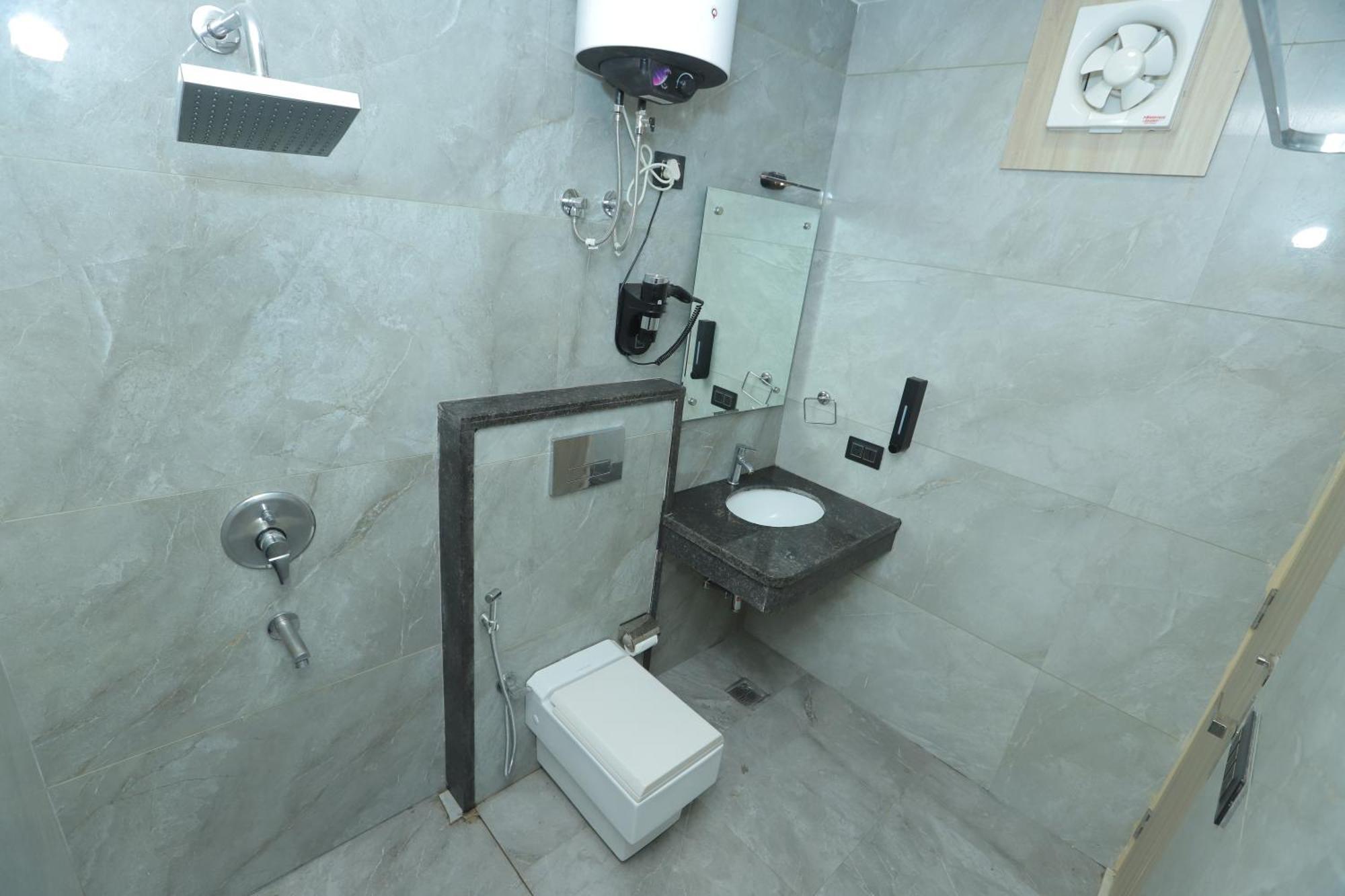 Zed Hotel - Delhi International Airport New Delhi Extérieur photo